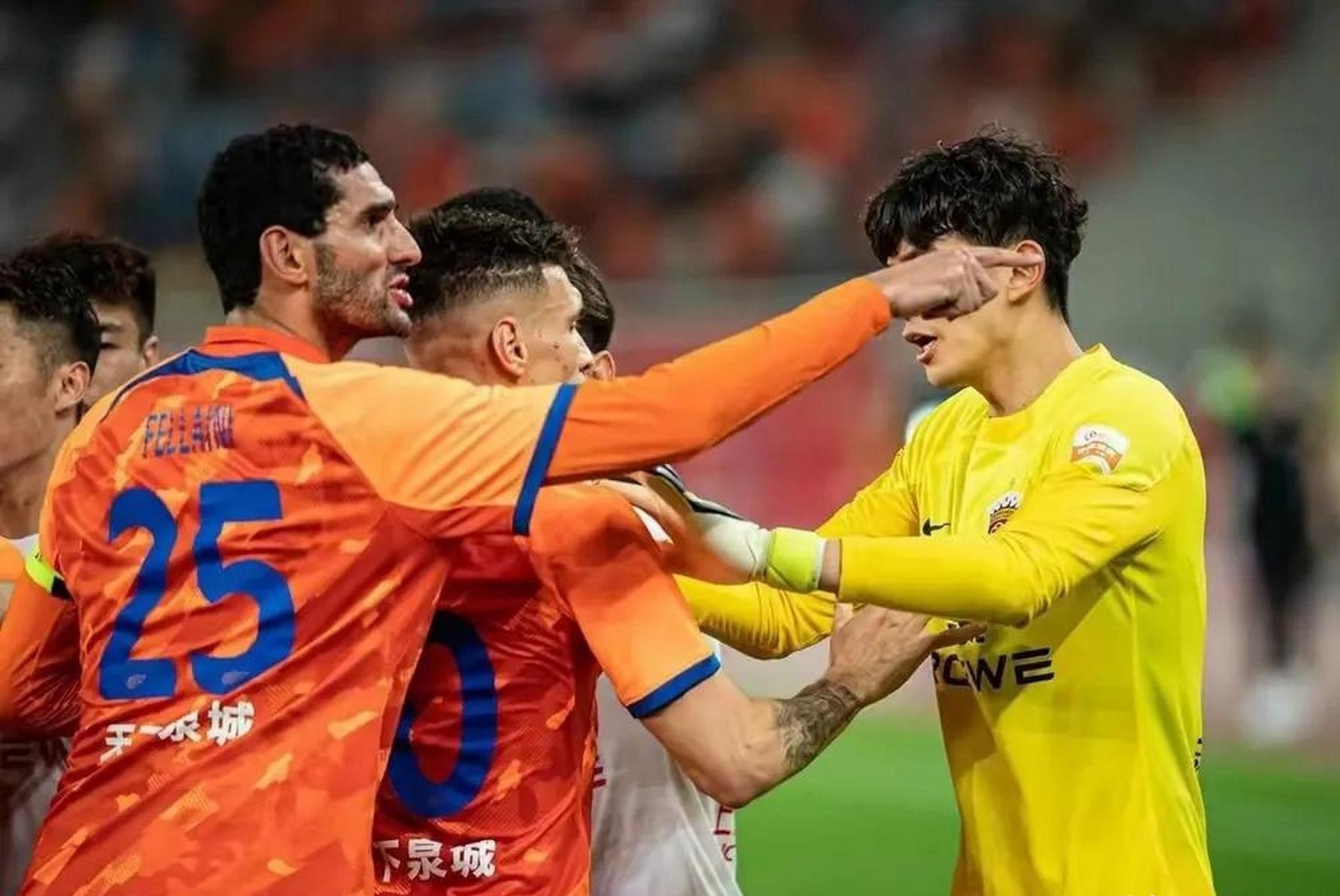 kaiyun平台登录关于转折点！成都蓉城再遭质疑，意大利杯赛后攻防权衡，话题不断，训练强度明显提升的信息